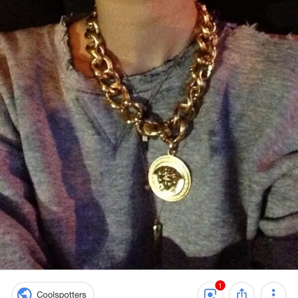 🔔 SOLD eBay 🔔 Auth VERSACE large Medusa necklace - Picture 7 of 7